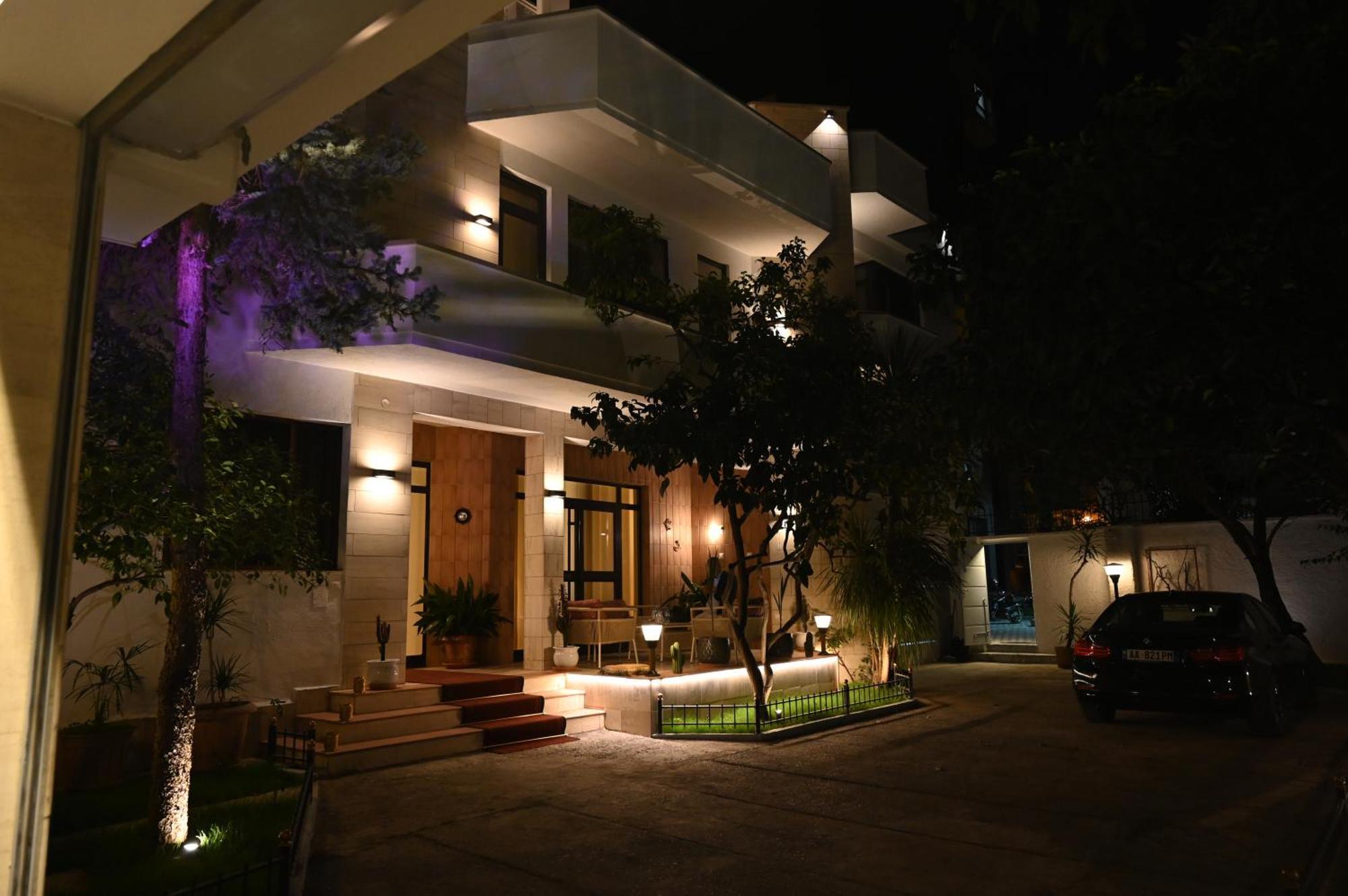Niche Boutique Hotel Tirana Buitenkant foto