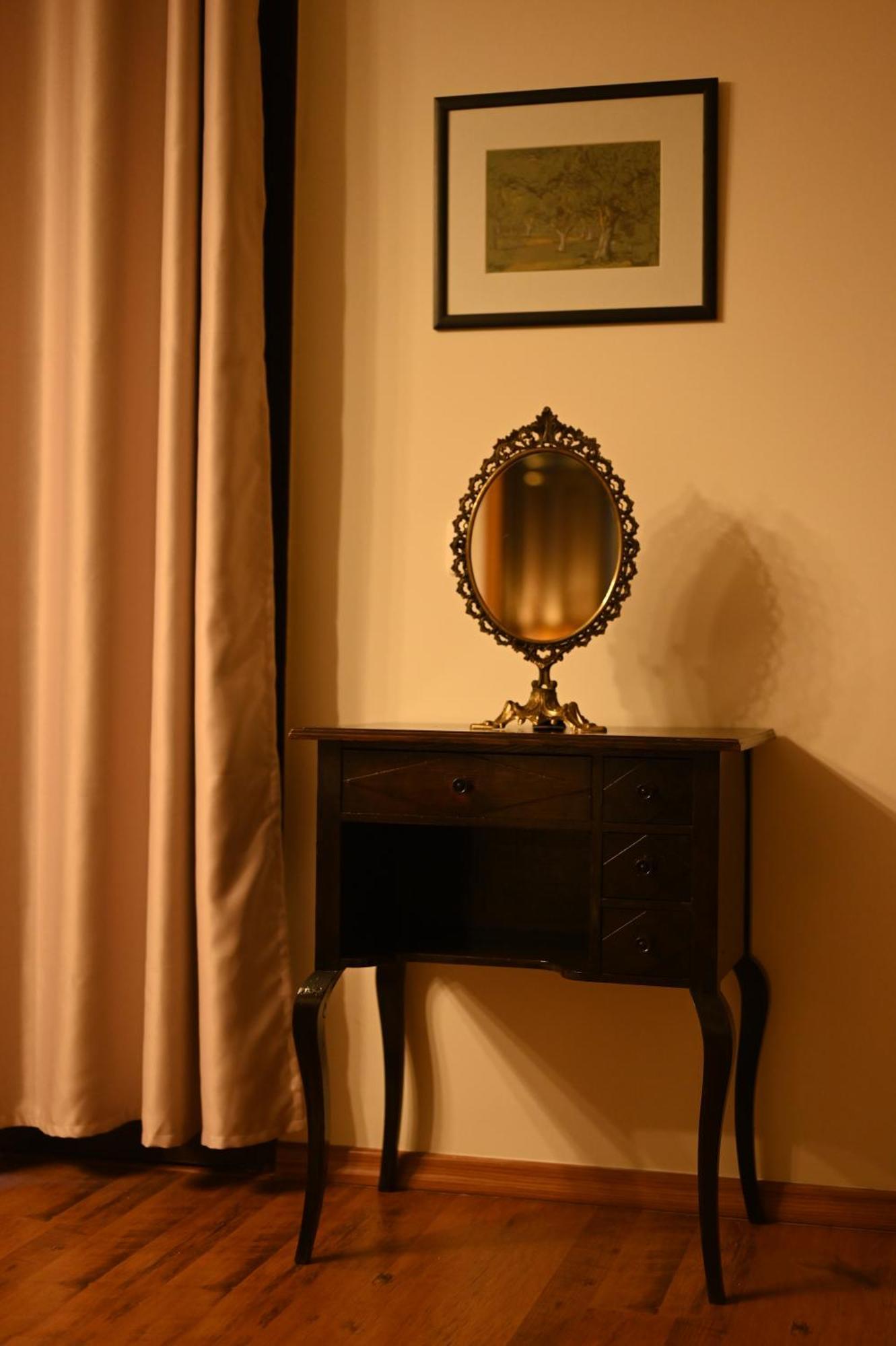 Niche Boutique Hotel Tirana Buitenkant foto