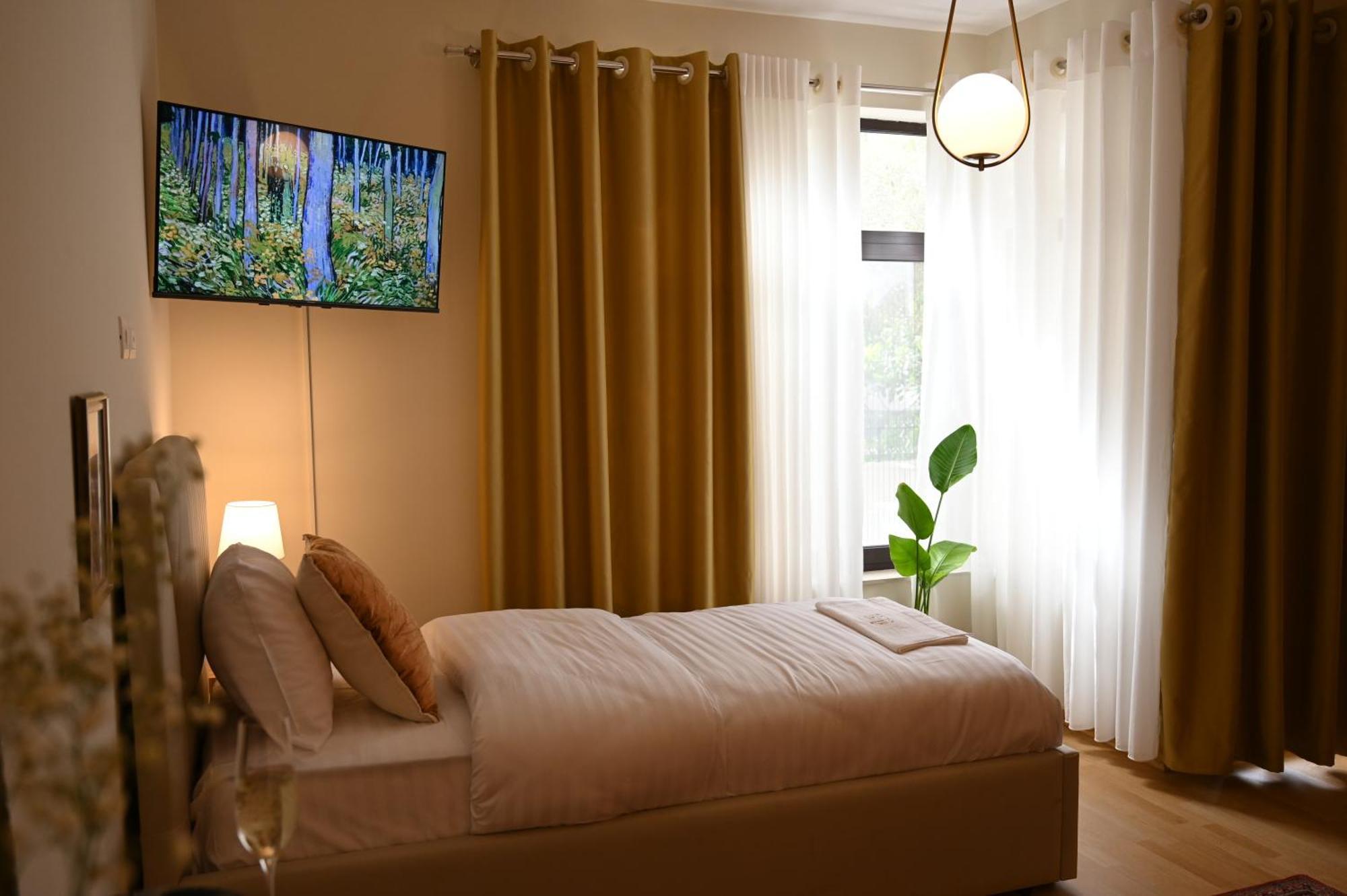 Niche Boutique Hotel Tirana Buitenkant foto